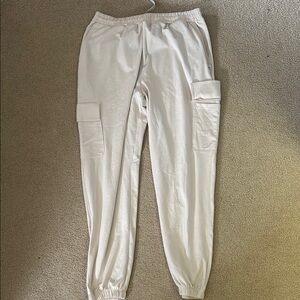 Vuori Cream Boyfriend Cargo Joggers
